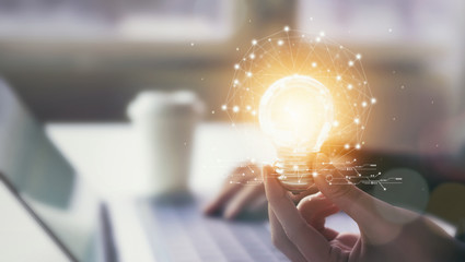 两个人互相暗恋有什么特征？